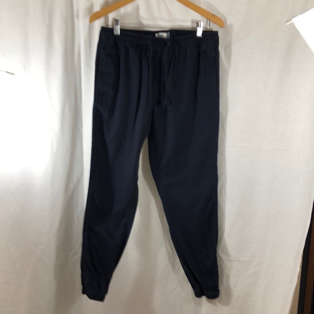 Men’s old navy drawstring khakis